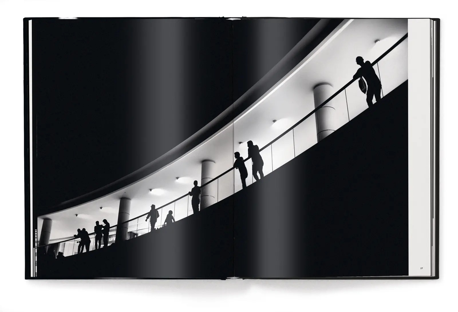 Metropolis by Alan Schaller | Photobook | Most Beautiful Table Books