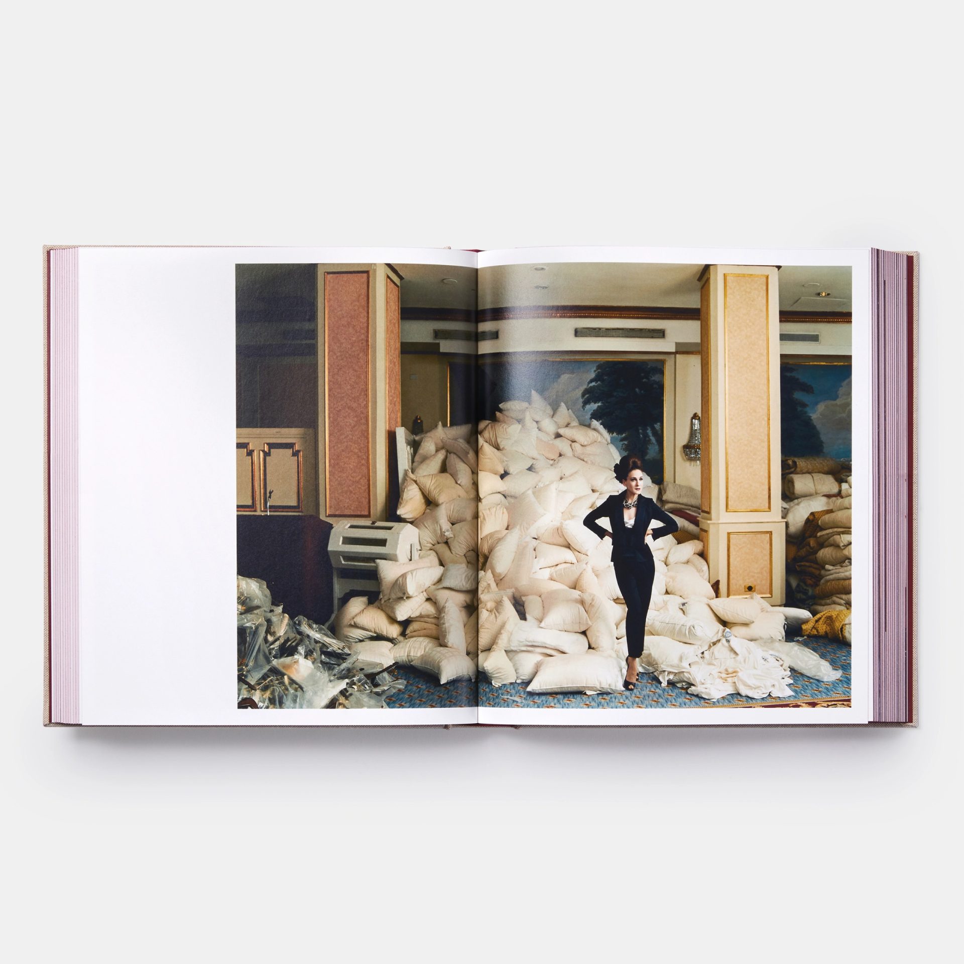 Annie Leibovitz: Wonderland | Coffee Table Book