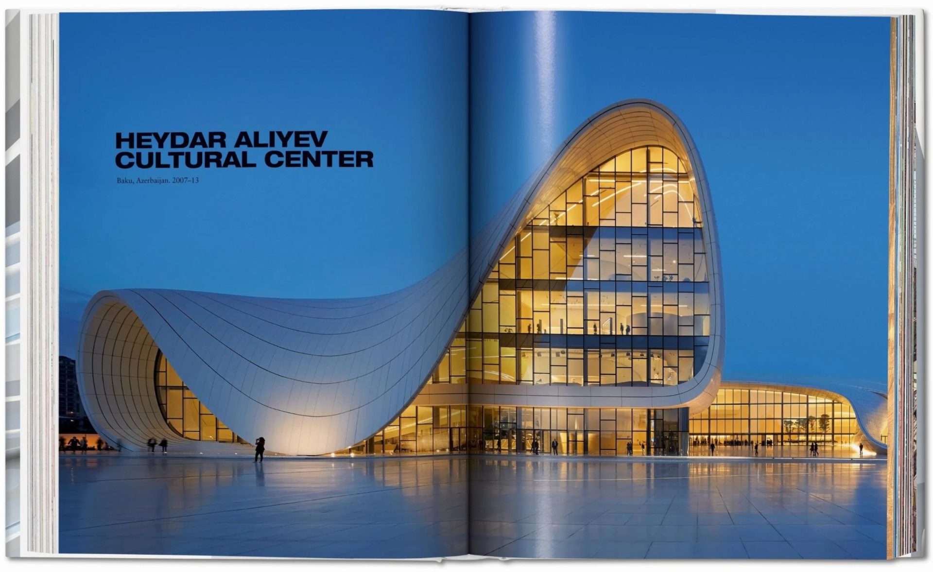 洋書 The complete ZAHA HADID Amazon | The Complete Zaha Hadid | Thames & Hudson Ltd