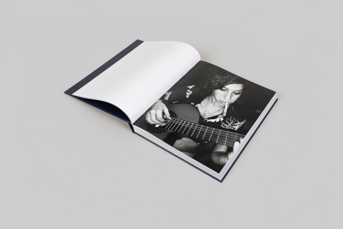 Bryan Adams: Exposed