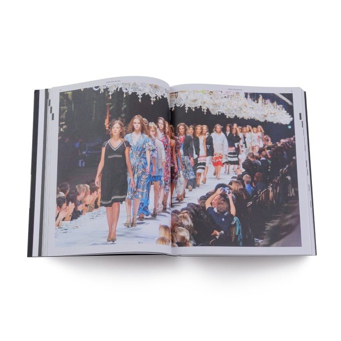 catwalk-the-art-of-the-fashion-show-a-to-z3 Catwalk: The Art of the Fashion Show A to Z