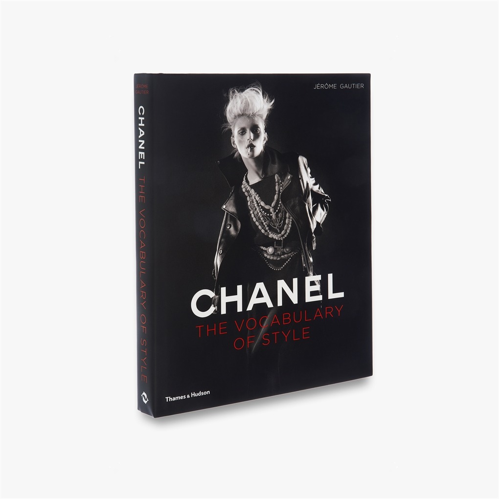 アート・デザイン・音楽 CHANEL: The Vocabulary of Style Chanel: The Vocabulary of Style | Coffee Table Book