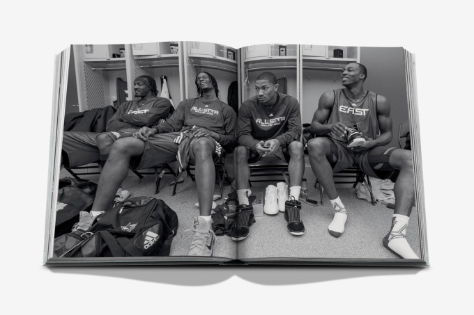 derrick-rose-the-poohprint-assouline10 Derrick Rose: The Poohprint