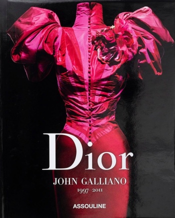 dior-by-john-galliano-assouline2 Dior by John Galliano