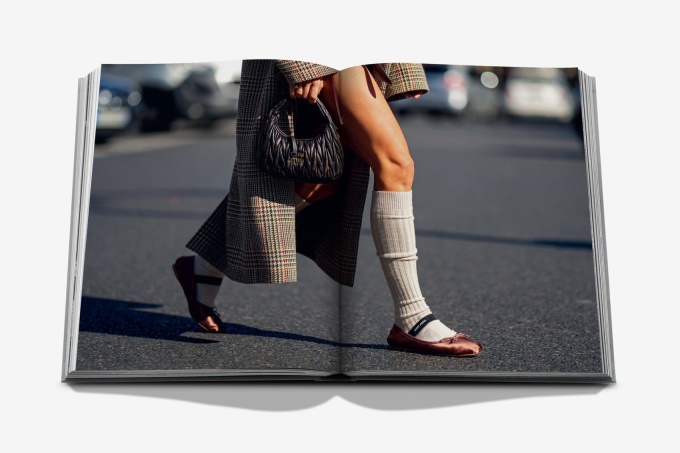 fashionphile-the-book-of-iconic-shoes10 Fashionpile: The Book of Iconic Shoes