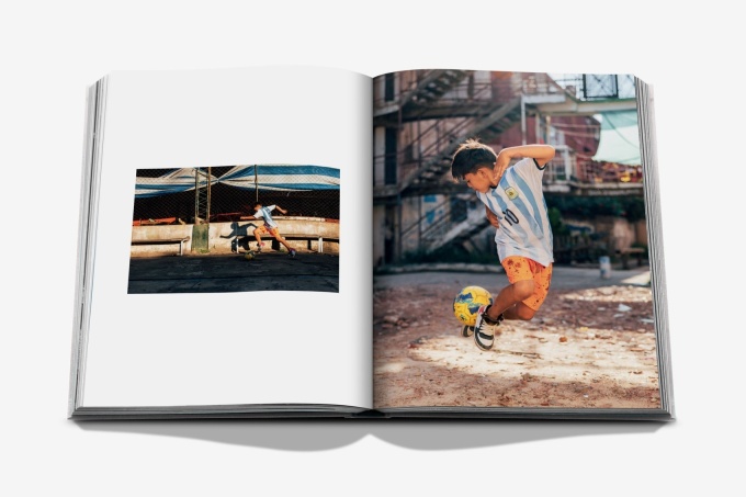 football-roots-the-spirit-of-the-game-assouline8 Football Roots: The Spirit of the Game