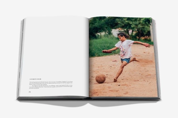 football-roots-the-spirit-of-the-game-assouline9 Football Roots: The Spirit of the Game