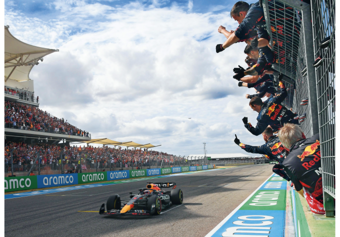 formula-1-the-art-dimension9 Formula 1: The Art Dimension