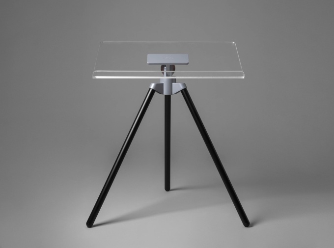 marc-newson-bookstand1 Marc Newson. Bookstand