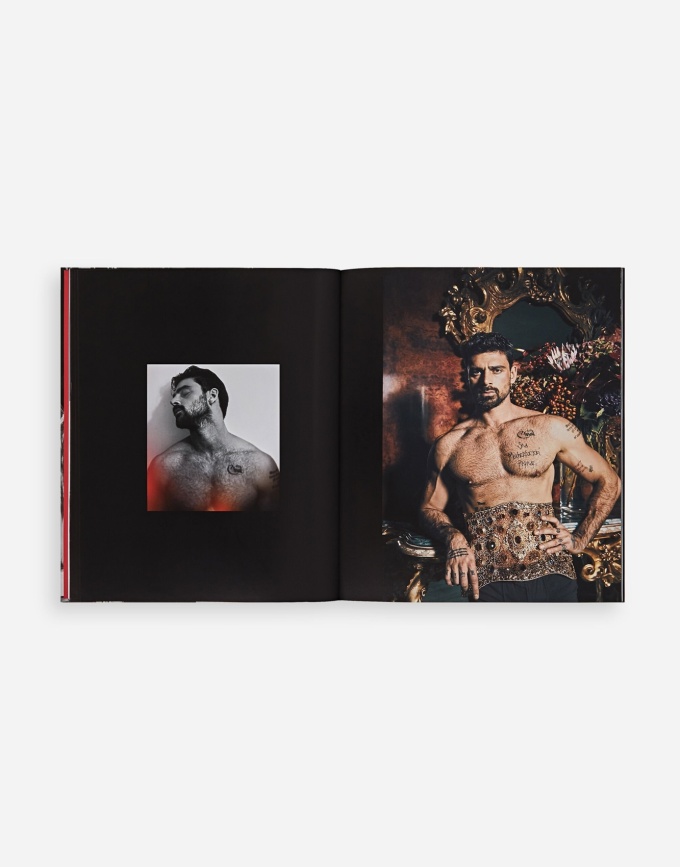 michele-morrone-bellissimo-dolce-gabbana7 Bellissimo: Michele Morrone by Dolce&Gabbana