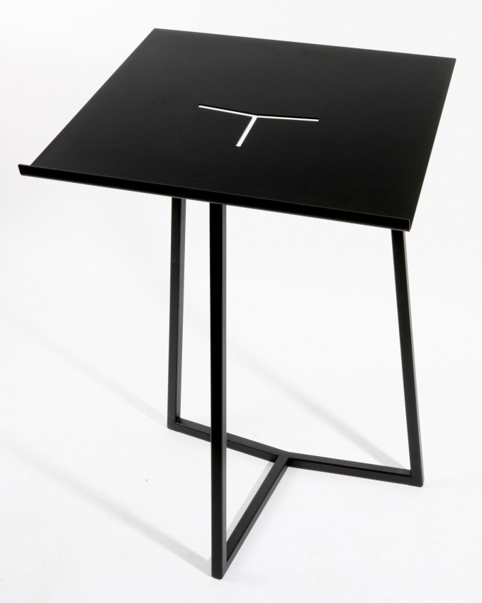 tital-bookstand-black3 TITAN Bookstand