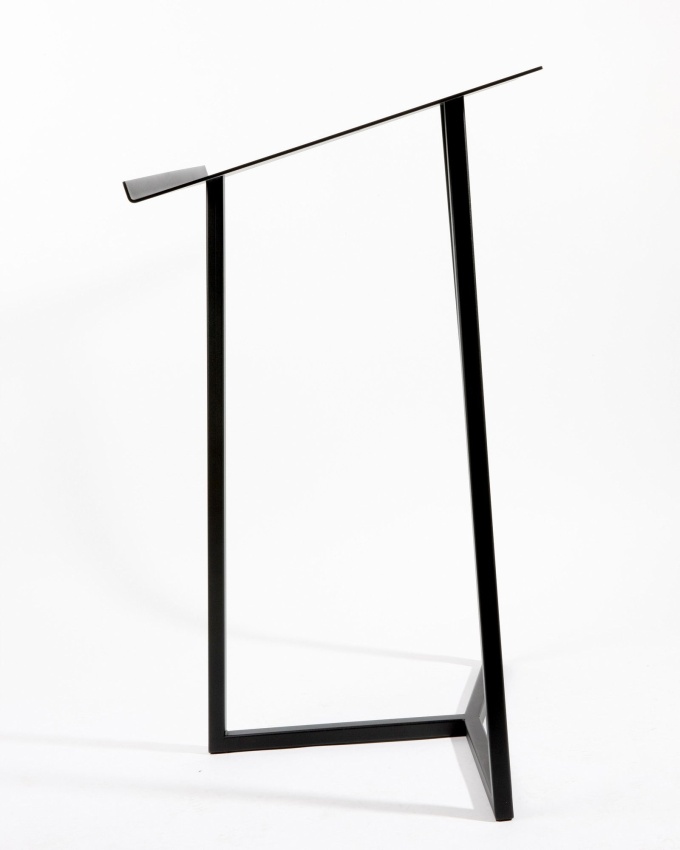 tital-bookstand-black4 TITAN Bookstand