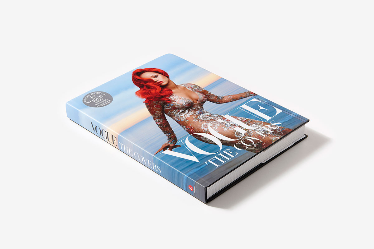 アート・デザイン・音楽 VOGUE THE COVERS Vogue: The Covers (updated edition) by Dodie Kazanjian | Waterstones